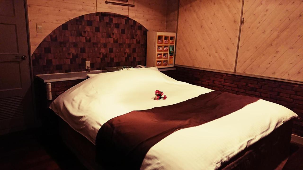 Aloha Inn Aine (Adults Only) Фукутияма Экстерьер фото