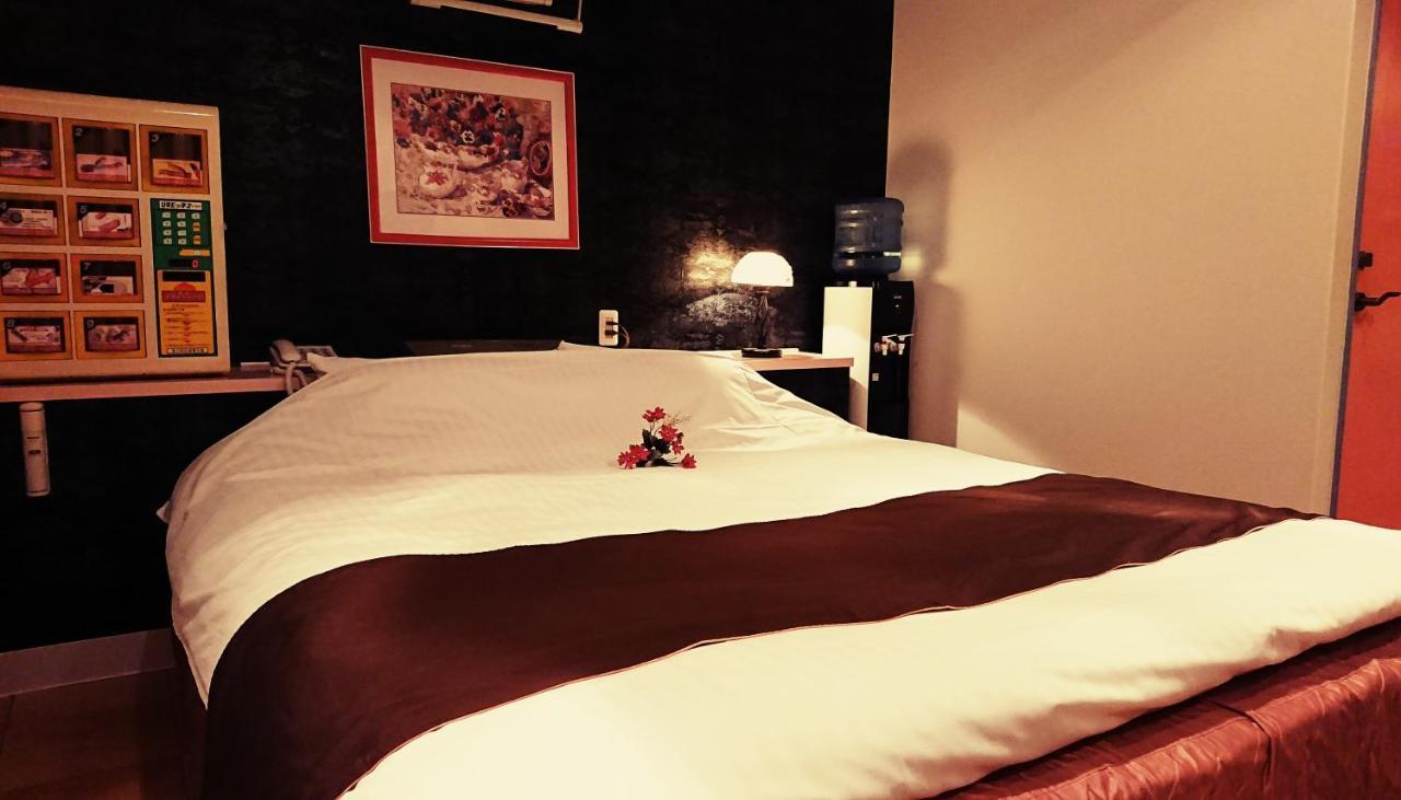 Aloha Inn Aine (Adults Only) Фукутияма Экстерьер фото