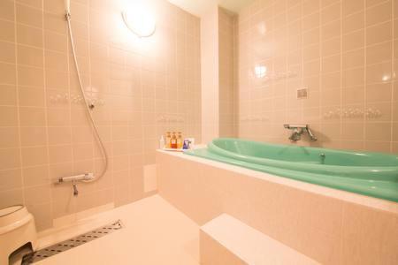 Aloha Inn Aine (Adults Only) Фукутияма Экстерьер фото